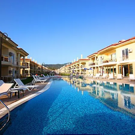 Sunset Beach Club Lägenhetshotell *
