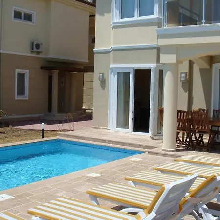 Sunset Beach Club Aparthotel